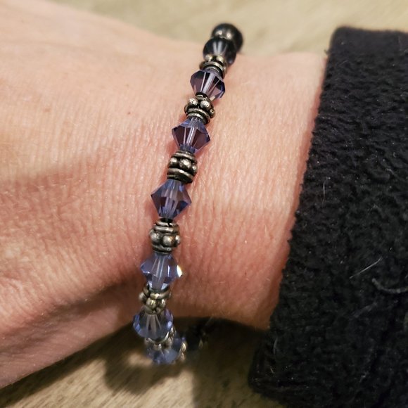 Amethyst and silver beaded bracelet - Picture 2 of 2
